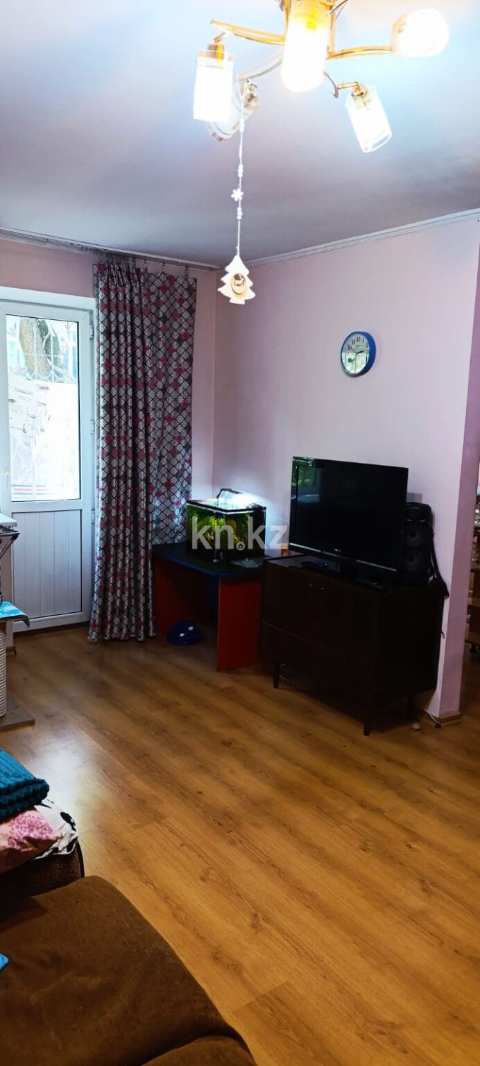 Продажа 3-комнатной квартиры, 40.4 м² - Продажа трехкомнатных квартир в кирпичном доме в Алматы - страница 18 фото 1 из 23