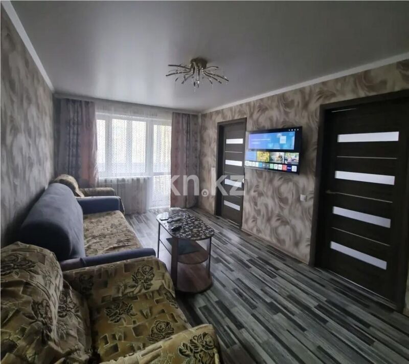 Продажа 3-комнатной квартиры, 47 м² - Продажа трехкомнатных квартир в Майкудуке Караганды - страница 4 фото 1 из 7