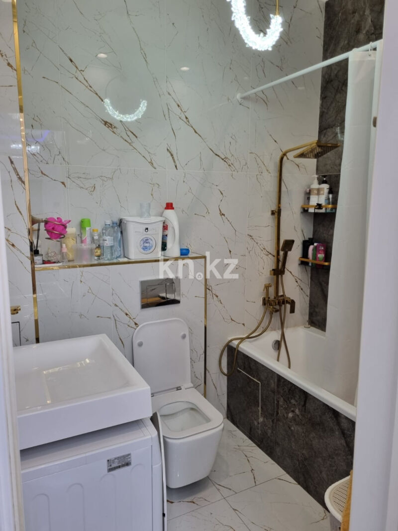 Продажа 5-комнатной квартиры, 130.5 м² - Продажа пятикомнатных и более квартир в р-не Есиль Астаны фото 7 из 16