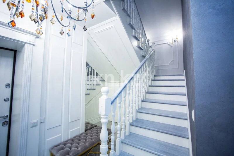 Продажа 5-комнатной квартиры, 154 м² - Продажа квартир в кирпичном доме в Караганде - страница 91 фото 14 из 25