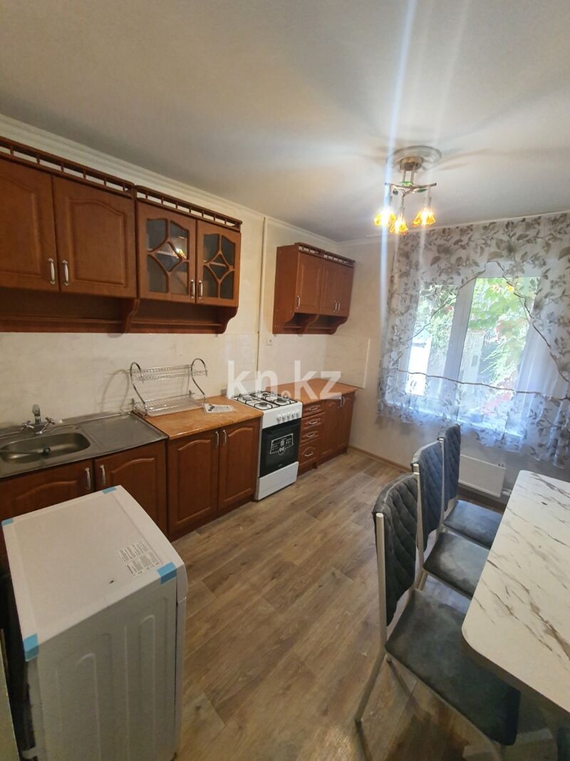 Аренда 2-комнатной квартиры, 57 м² - Аренда квартир помесячно в Алматы фото 1 из 11