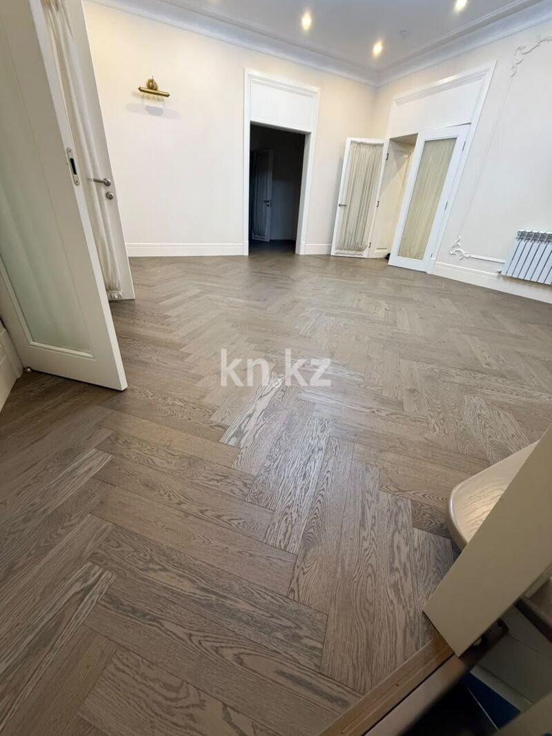 Продажа 7-комнатного дома, 550 м² - Продажа домов, коттеджей в Караганде фото 2 из 40