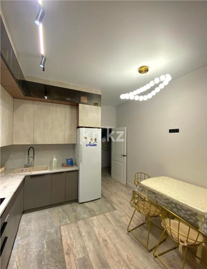 Продажа 3-комнатной квартиры, 85 м² - Продажа трехкомнатных квартир в Караганде фото 7 из 14