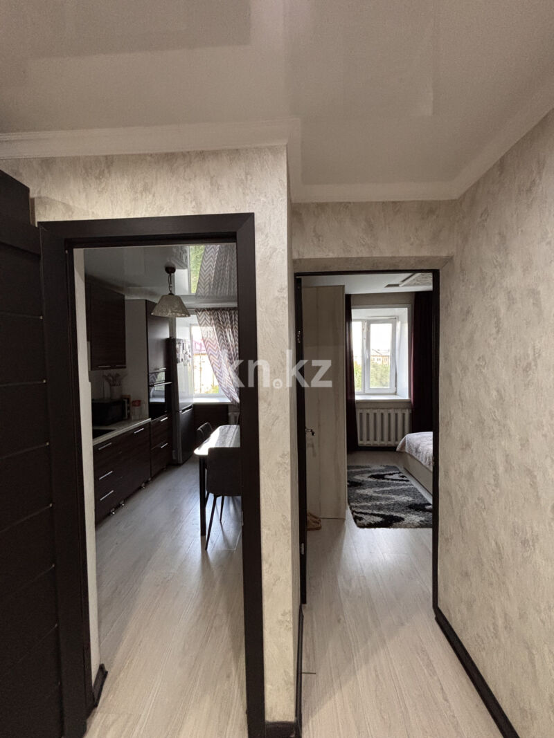 Продажа 4-комнатной квартиры, 73.9 м² - Продажа четырехкомнатных квартир в кирпичном доме в Караганде - страница 6 фото 14 из 24