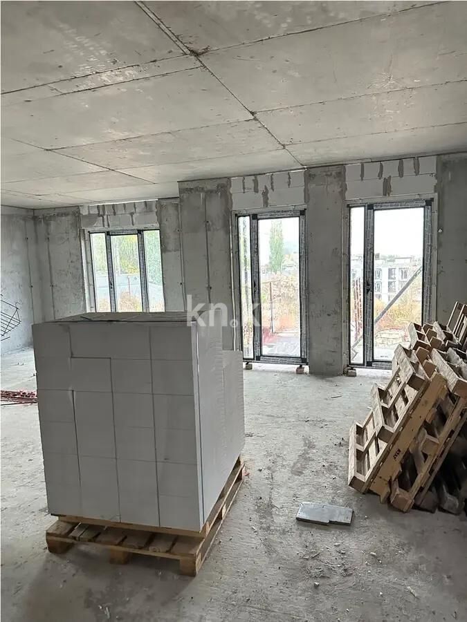 Продажа 4-комнатной квартиры, 224 м² - Продажа четырехкомнатных квартир в Медеуском р-не Алматы - страница 4 фото 1 из 2
