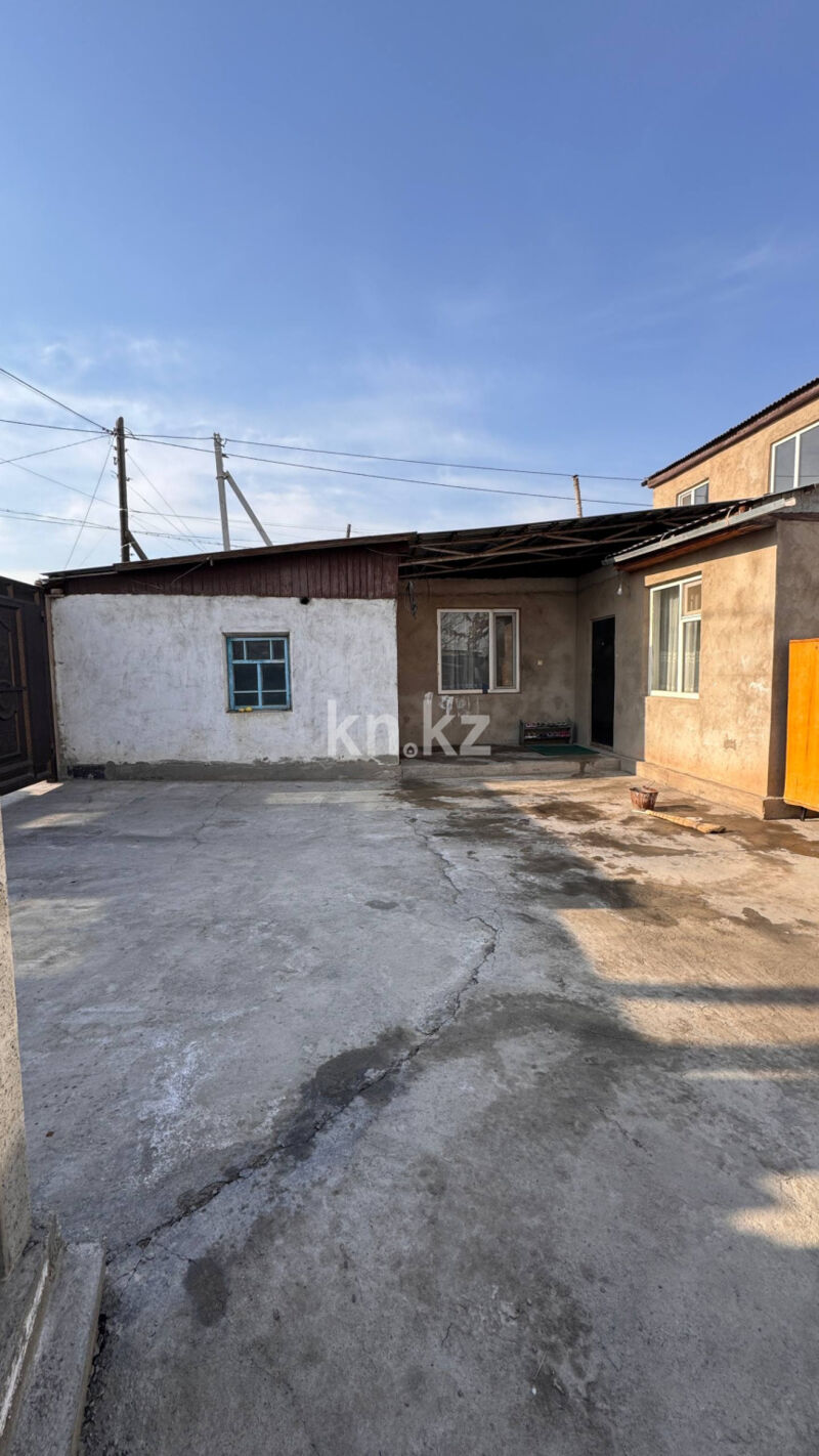 Продажа 8-комнатного дома, 200 м² - Продажа домов, коттеджей в Таразе фото 1 из 40