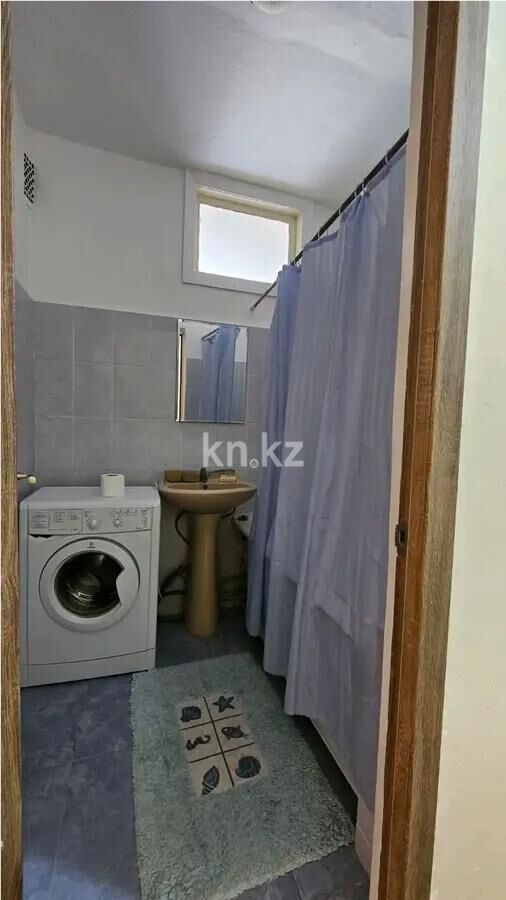 Продажа 2-комнатной квартиры, 68 м² - Продажа двухкомнатных квартир в блочном доме в Алматы - страница 3 фото 4 из 7