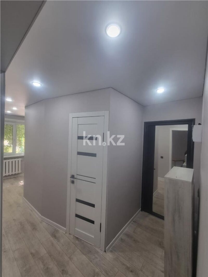 Продажа 2-комнатной квартиры, 43 м² - Продажа двухкомнатных квартир в Майкудуке Караганды - страница 10 фото 10 из 13
