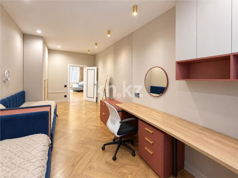 Продажа 4-комнатной квартиры, 125 м² - Продажа квартир на Юго-Востоке Караганды - страница 2 фото 8 из 43