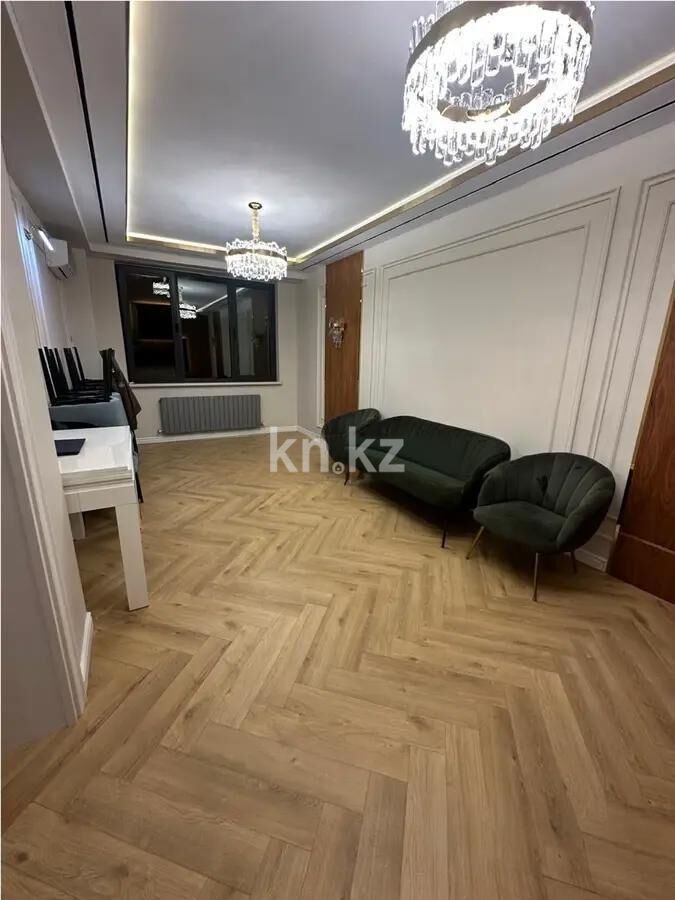 Продажа 4-комнатной квартиры, 142 м² - Продажа квартир в монолитно-каркасном доме в Казахстане - страница 46 фото 1 из 2