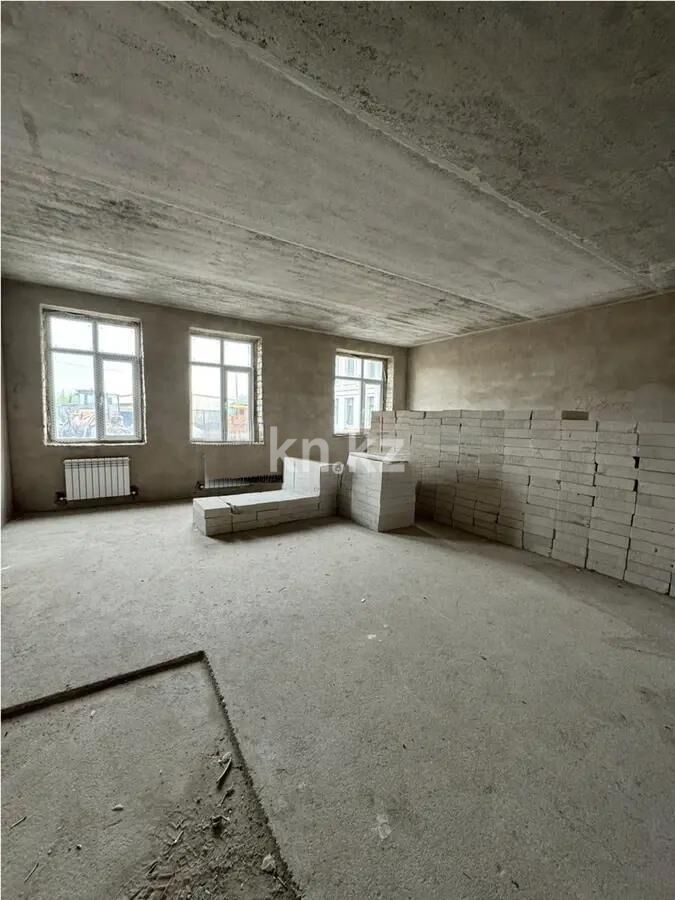 Продажа 3-комнатной квартиры, 108 м² - Продажа трехкомнатных квартир в кирпичном доме в Караганде - страница 25 фото 2 из 2