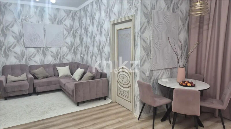 Продажа 4-комнатной квартиры, 96 м² - Продажа четырехкомнатных квартир в кирпичном доме в Караганде - страница 4 фото 1 из 6