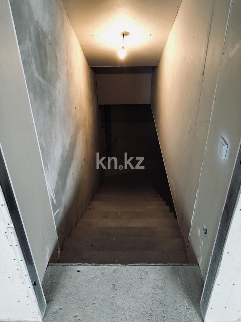 Продажа 5-комнатного дома, 400 м² - Продажа домов, коттеджей от собственников в Караганде - страница 2 фото 12 из 20