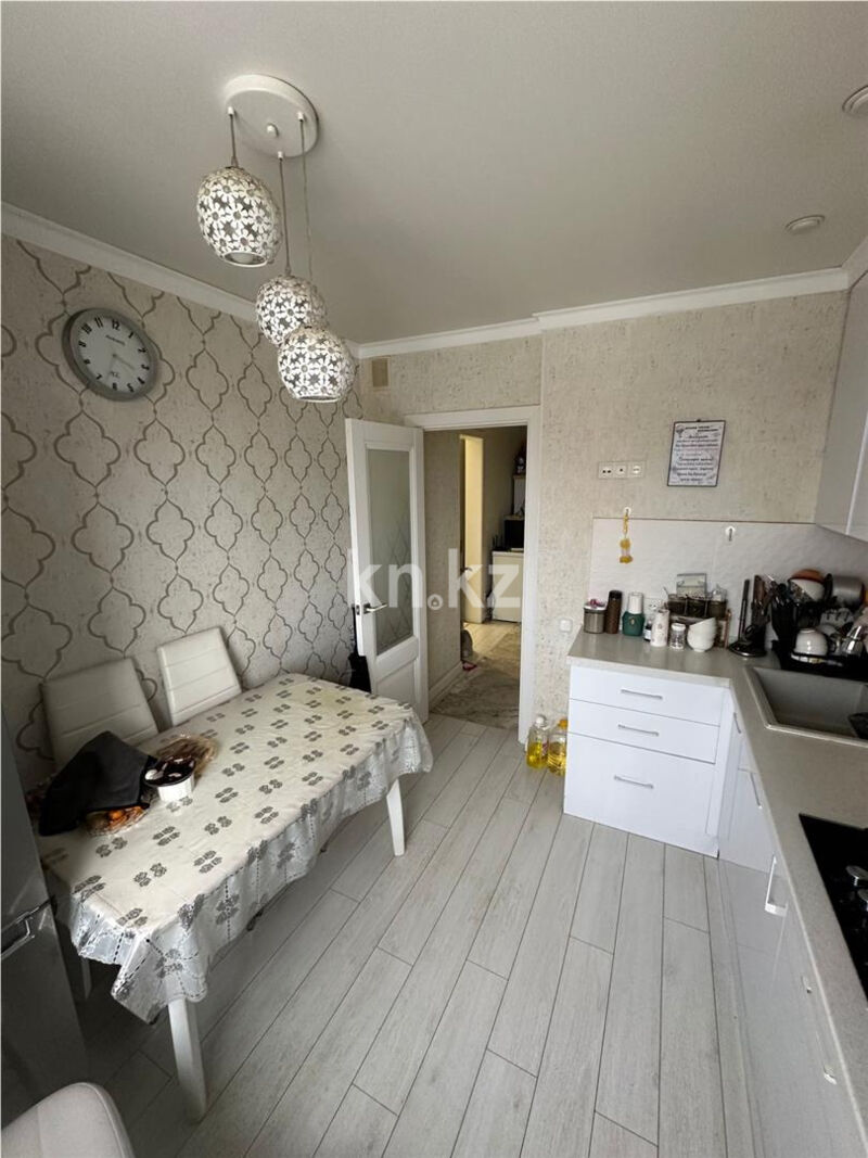 Продажа 4-комнатной квартиры, 78 м² - Продажа четырехкомнатных квартир в панельном доме в Караганде - страница 6 фото 9 из 15
