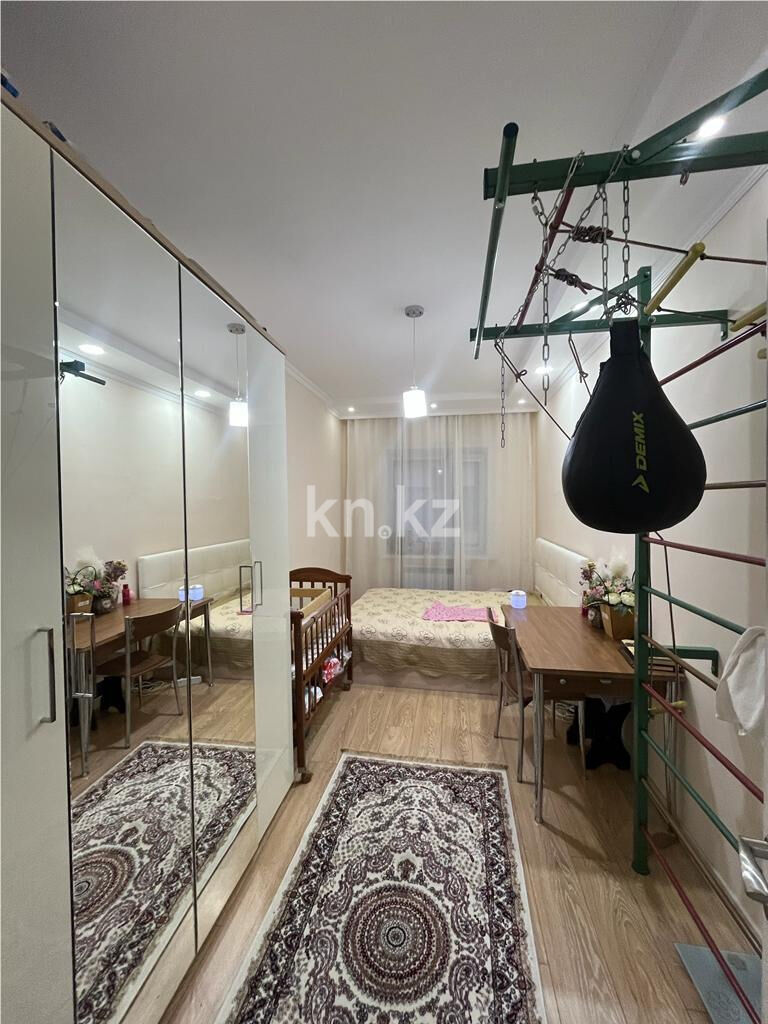 Продажа 4-комнатной квартиры, 131 м² - Продажа четырехкомнатных квартир в кирпичном доме в Караганде - страница 8 фото 13 из 23