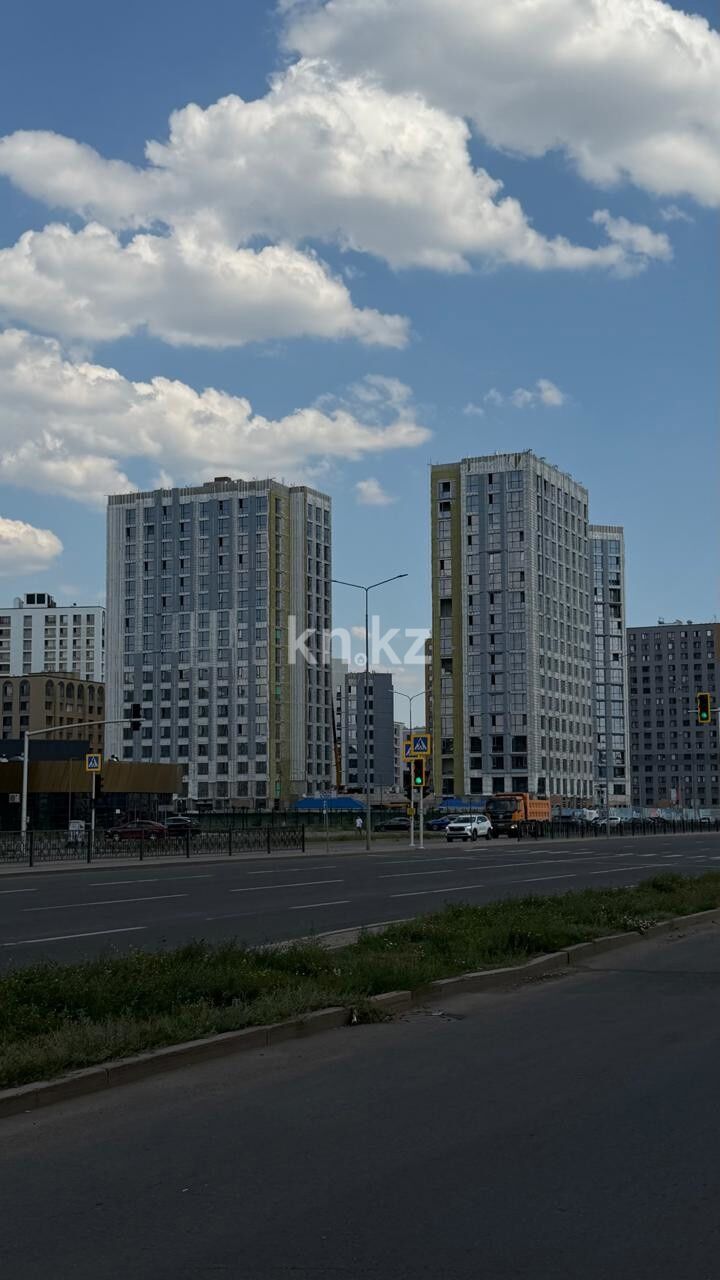 Продажа 4-комнатной квартиры, 121 м² - Продажа четырехкомнатных квартир в монолитно-каркасном доме в Казахстане - страница 9 фото 1 из 2