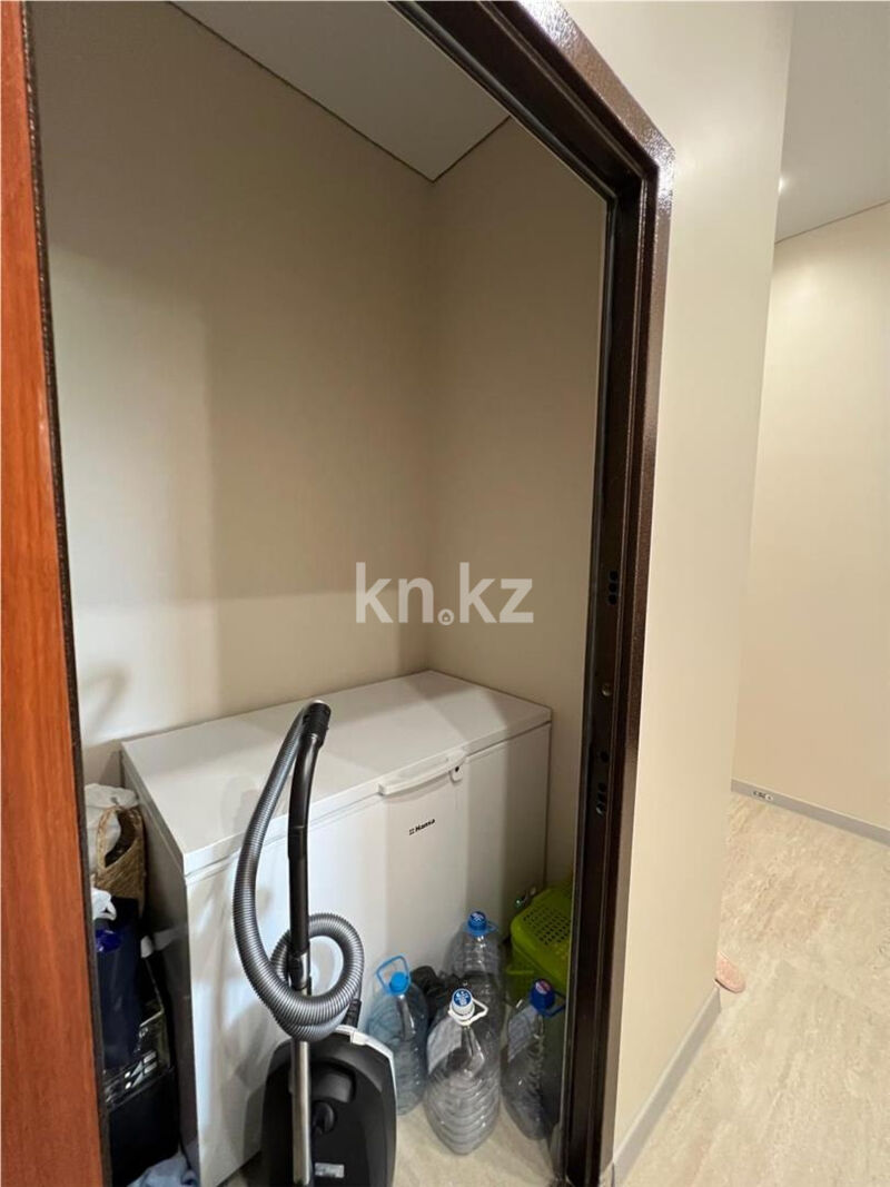 Продажа 2-комнатной квартиры, 75 м² - Продажа квартир в Михайловке Караганды - страница 3 фото 19 из 26