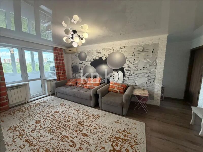 Продажа 3-комнатной квартиры, 58 м² - Продажа трехкомнатных квартир в Караганде - страница 9 фото 1 из 3