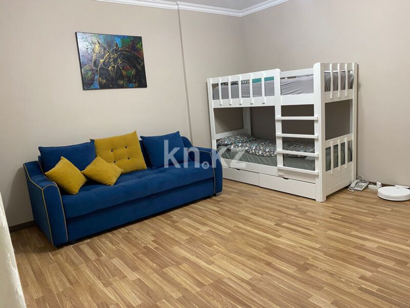 Продажа 2-комнатной квартиры, 70.3 м² - Продажа квартир в панельном доме в Астане - страница 6 фото 10 из 16