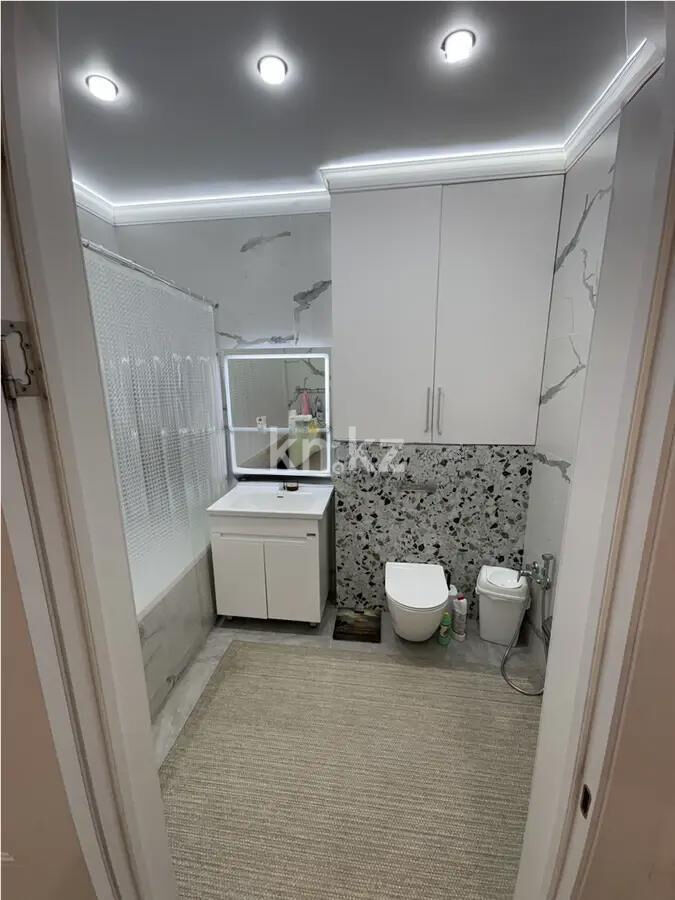 Продажа 4-комнатной квартиры, 155 м² - Продажа четырехкомнатных квартир в кирпичном доме в Караганде - страница 7 фото 9 из 10