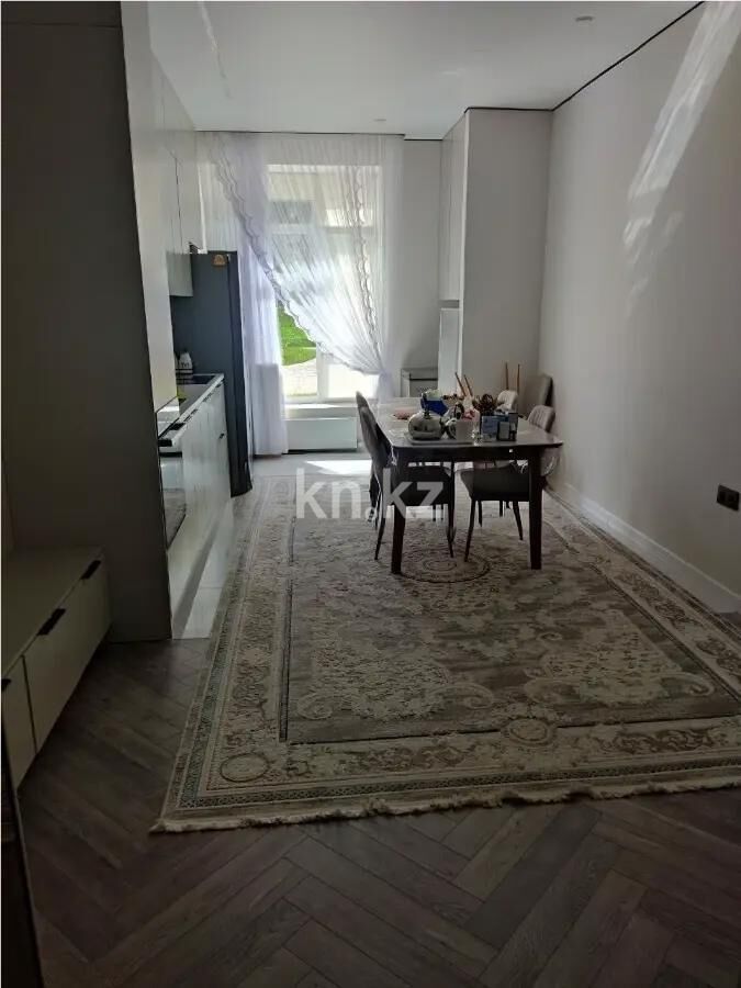 Продажа 4-комнатной квартиры, 90 м² - Продажа четырехкомнатных квартир в кирпичном доме в Астане - страница 2 фото 4 из 6