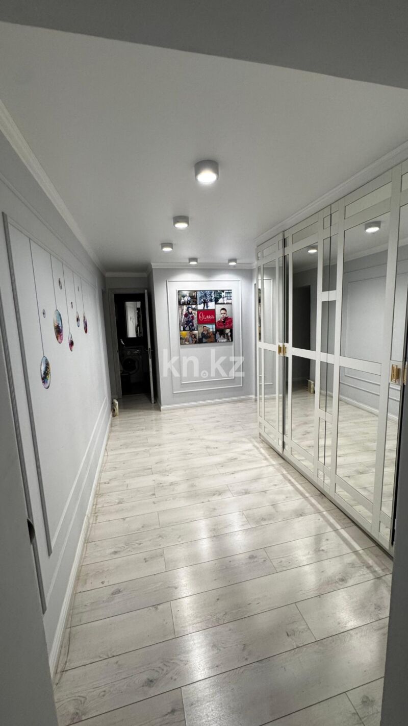 Продажа 4-комнатной квартиры, 134.9 м² - Продажа четырехкомнатных квартир в кирпичном доме в Караганде - страница 4 фото 24 из 33