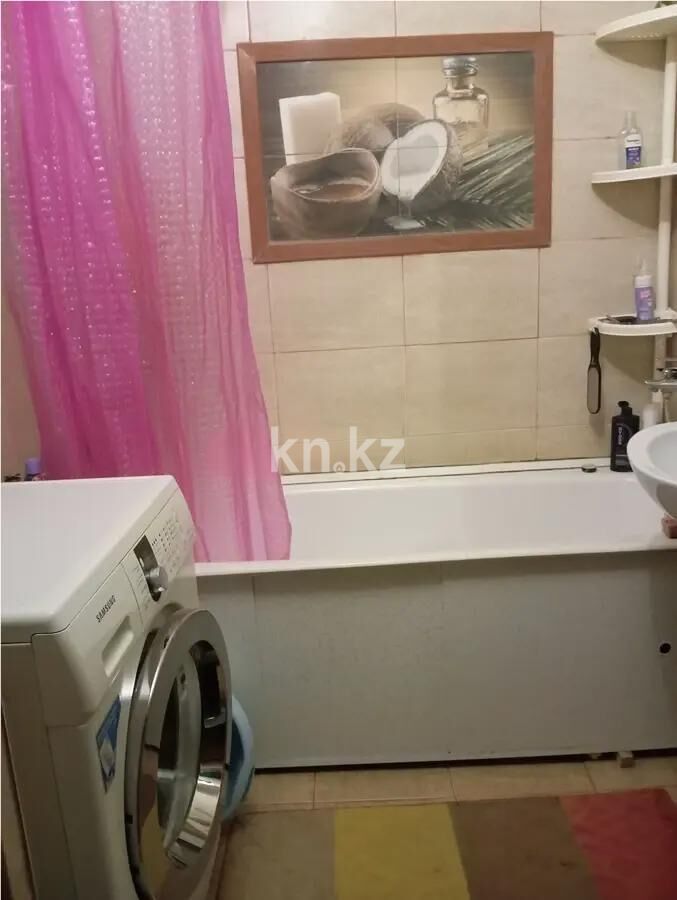 Продажа 2-комнатной квартиры, 48.5 м² - Продажа двухкомнатных квартир в панельном доме в Алматы - страница 26 фото 3 из 3