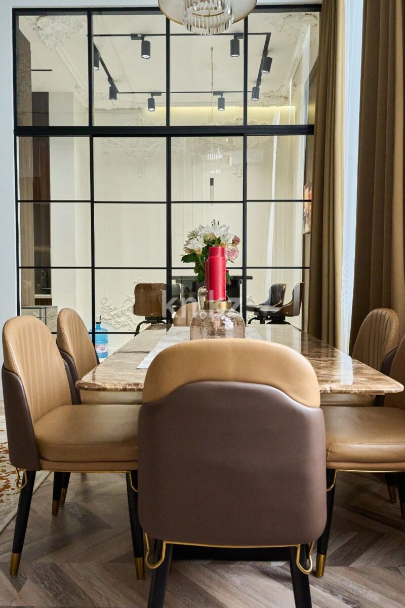 Продажа 4-комнатной квартиры, 132 м² - Продажа квартир от собственников в Караганде фото 10 из 40