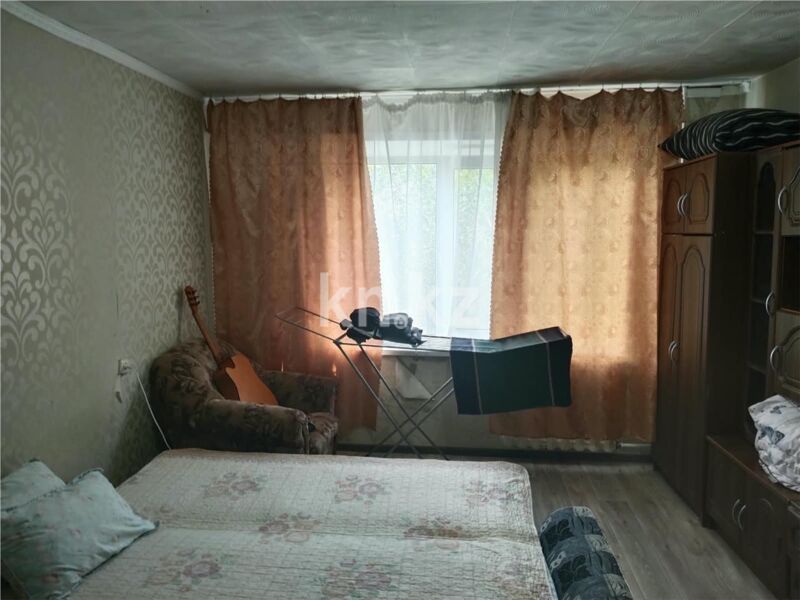 Продажа 1-комнатной квартиры, 36 м² - Продажа однокомнатных квартир на Юго-Востоке Караганды - страница 3 фото 1 из 8