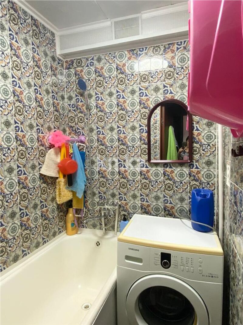 Продажа 1-комнатной квартиры, 33 м² - Продажа однокомнатных квартир в панельном доме в Караганде - страница 9 фото 3 из 6