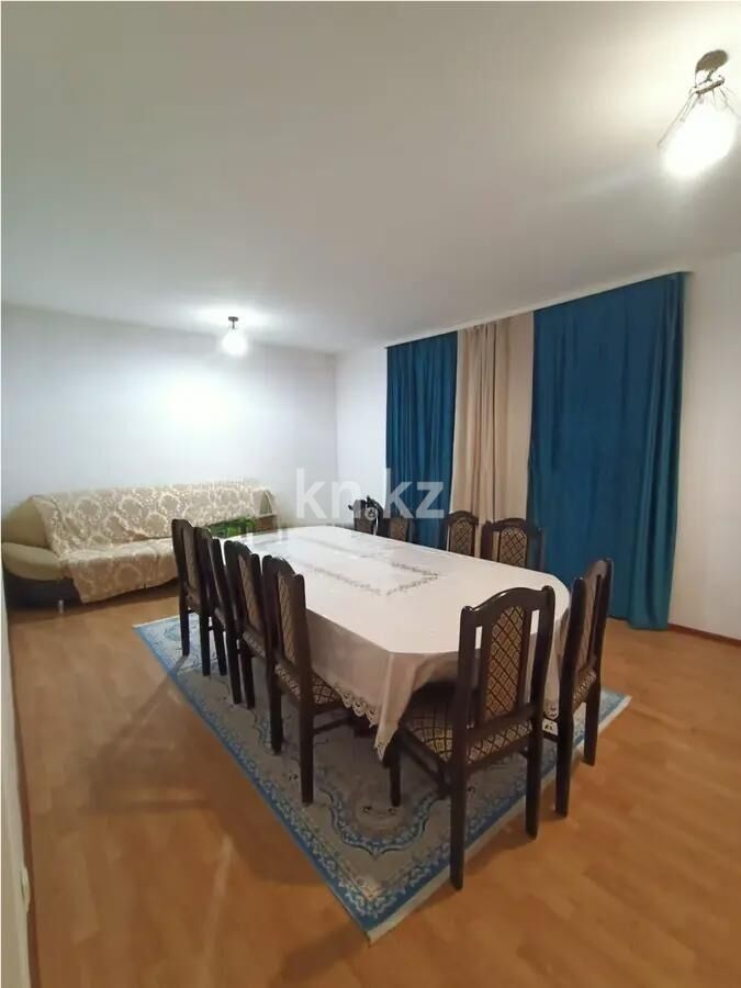 Продажа 2-комнатной квартиры, 80 м² - Продажа квартир в монолитно-каркасном доме в Караганде фото 1 из 8