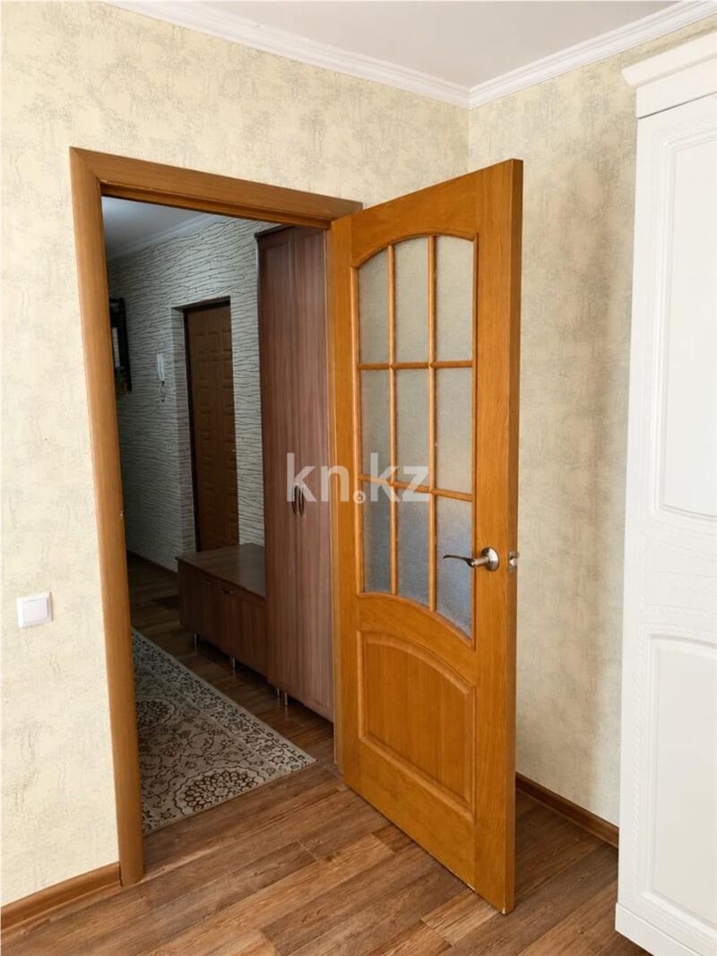 Продажа 2-комнатной квартиры, 44 м² - Продажа двухкомнатных квартир в Майкудуке Караганды - страница 12 фото 8 из 19