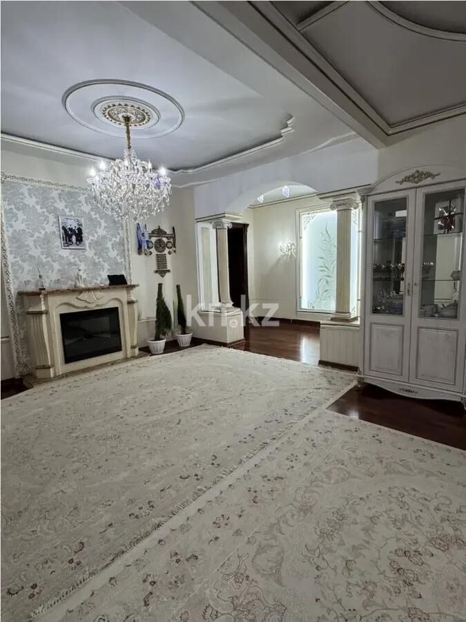 Продажа 5-комнатной квартиры, 200 м² - Продажа пятикомнатных и более квартир в кирпичном доме в Астане - страница 2 фото 2 из 8