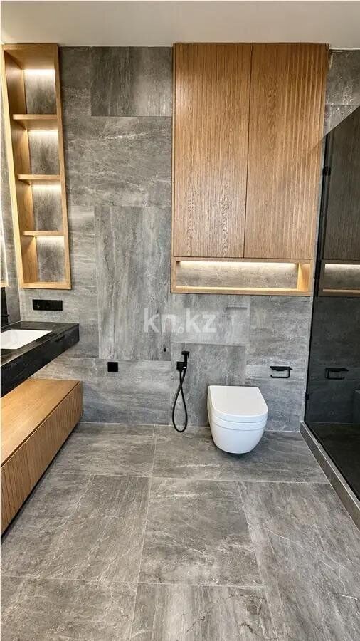 Продажа 5-комнатной квартиры, 195 м² - Продажа квартир в Казахстане - страница 47 фото 3 из 3