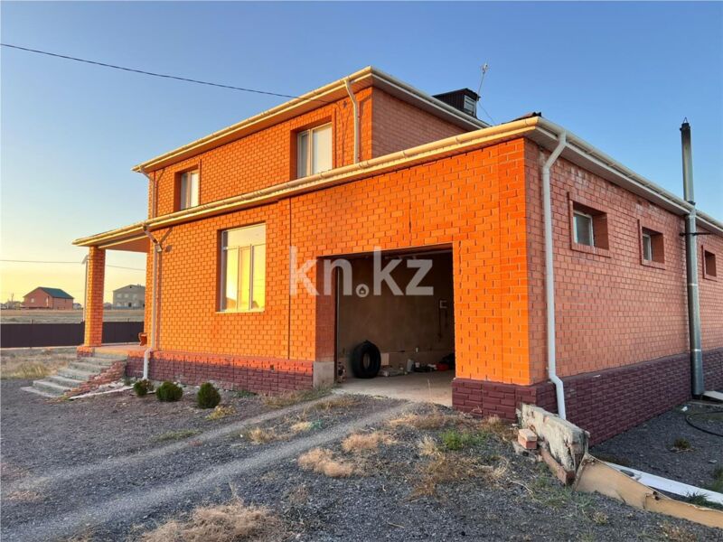 Продажа 5-комнатного дома, 226 м² - Продажа домов, коттеджей в Казахстане - страница 10 фото 1 из 33