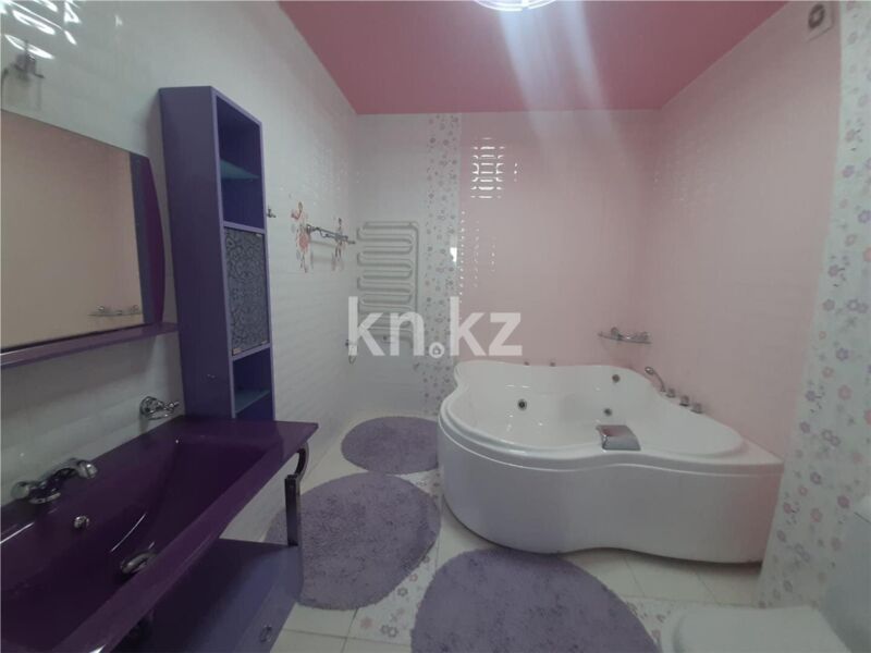 Продажа 6-комнатной квартиры, 227 м² - Продажа квартир в кирпичном доме в Караганде фото 10 из 20