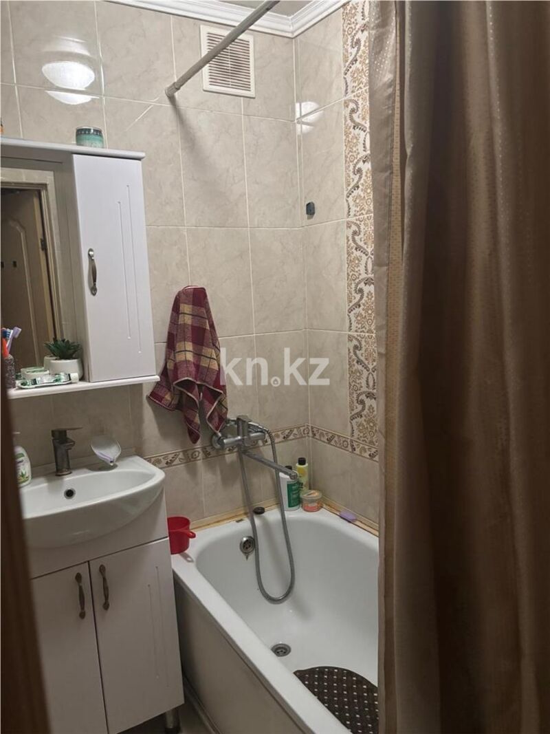 Продажа 4-комнатной квартиры, 72 м² - Продажа четырехкомнатных квартир в Караганде - страница 4 фото 9 из 9