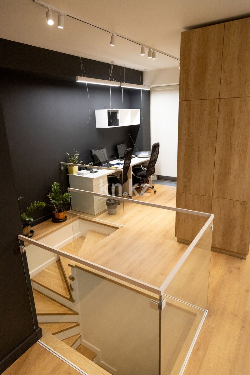 Продажа помещения, 105 м² - Продажа офисных и торговых помещений в Алматы с фото - страница 2 фото 2 из 28