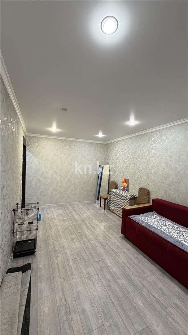 Продажа 2-комнатной квартиры, 48 м² - Продажа двухкомнатных квартир в панельном доме в Караганде - страница 8 фото 2 из 6