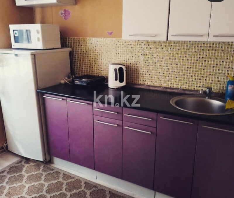 Аренда 1-комнатной квартиры посуточно, 30 м² - Аренда однокомнатных квартир посуточно в Усть-Каменогорске фото 2 из 4