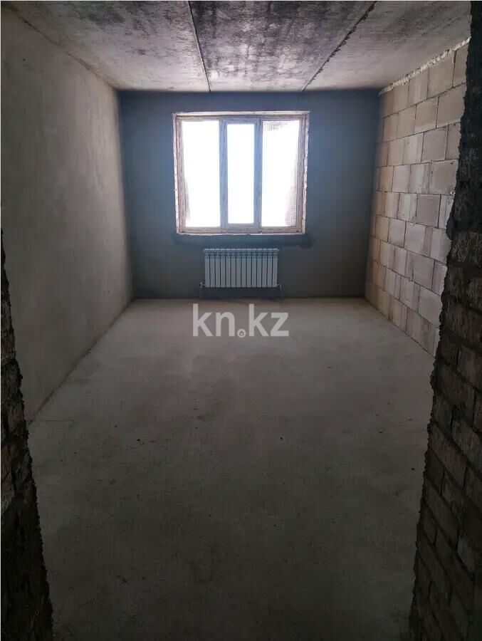 Продажа 3-комнатной квартиры, 82 м² - Продажа трехкомнатных квартир в Майкудуке Караганды - страница 3 фото 1 из 4