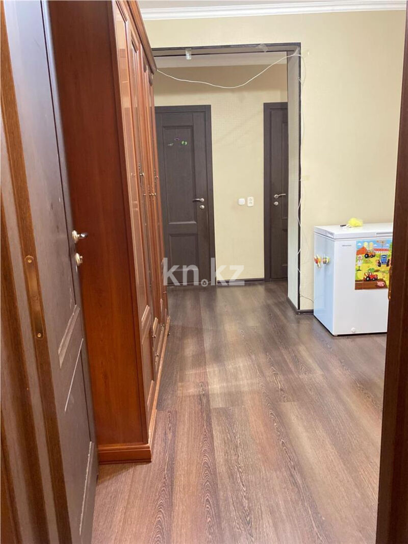 Продажа 4-комнатной квартиры, 80 м² - Продажа четырехкомнатных квартир в панельном доме в Караганде - страница 7 фото 13 из 24