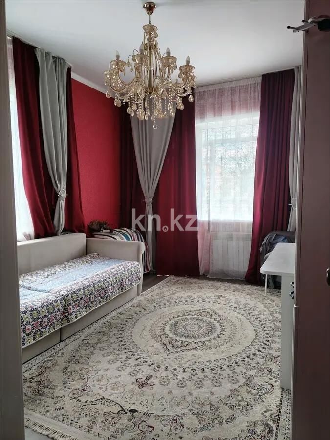 Продажа 4-комнатной квартиры, 93 м² - Продажа четырехкомнатных квартир в кирпичном доме в Караганде - страница 5 фото 1 из 7