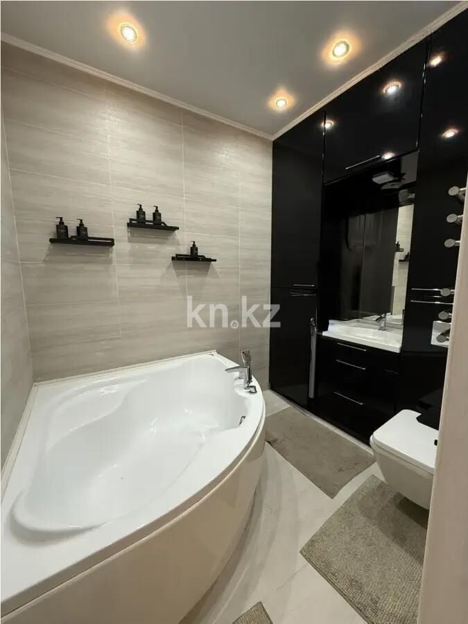 Продажа 3-комнатной квартиры, 128 м² - Продажа квартир в районе Михайловка в Караганде фото 5 из 6