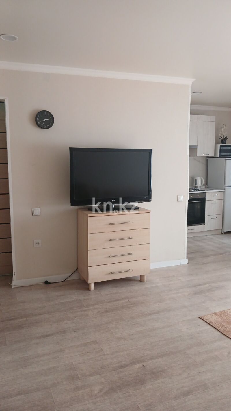Аренда 1-комнатной квартиры посуточно, 38 м² - Аренда квартир посуточно в Казахстане - страница 11 фото 12 из 19