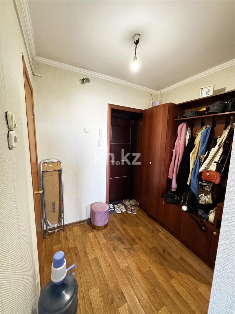 Продажа 1-комнатной квартиры, 35 м² - Продажа однокомнатных квартир на Юго-Востоке Караганды - страница 5 фото 9 из 11