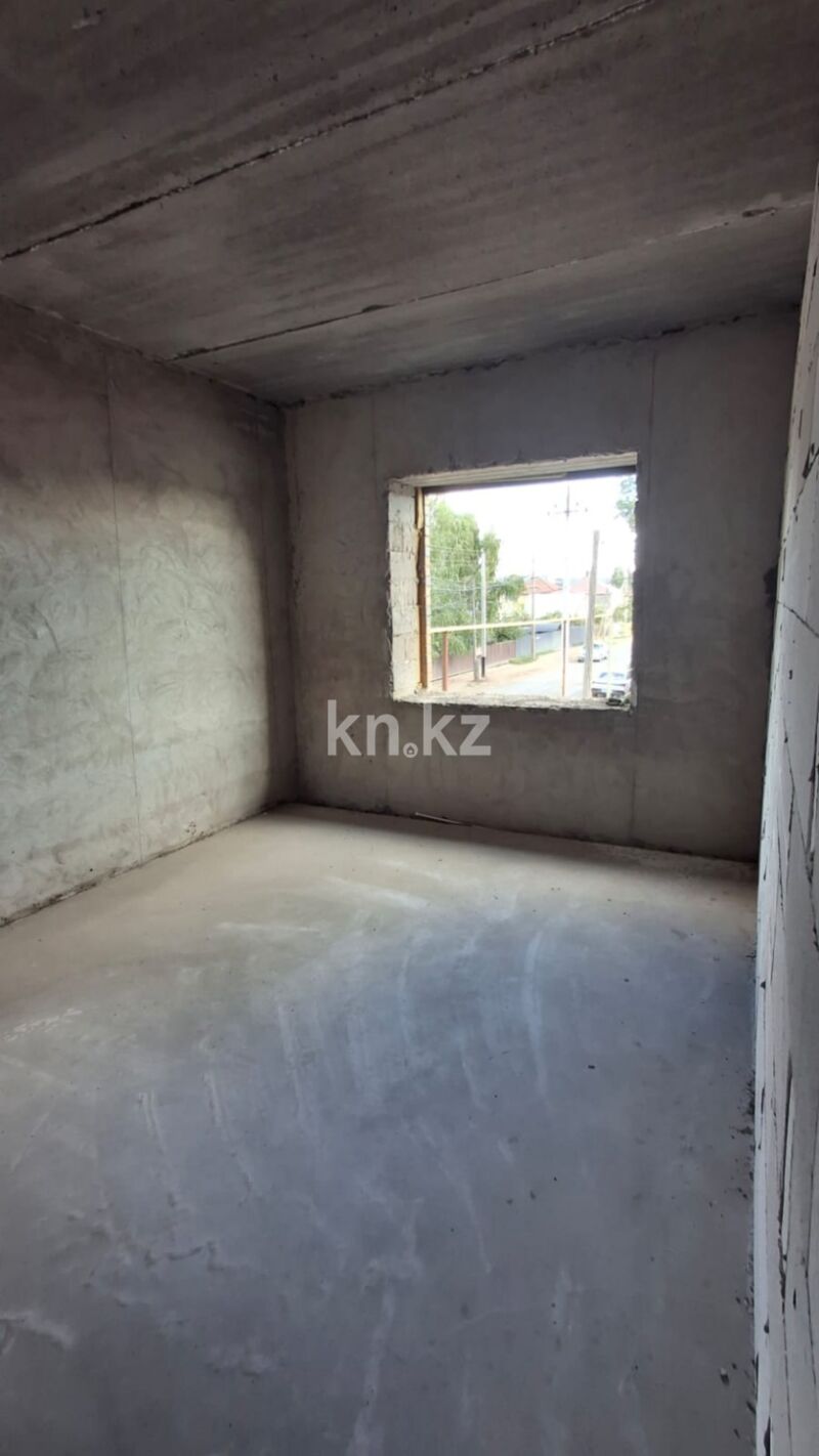 Продажа 4-комнатной квартиры, 160 м² - Продажа четырехкомнатных квартир в Уральске фото 4 из 20