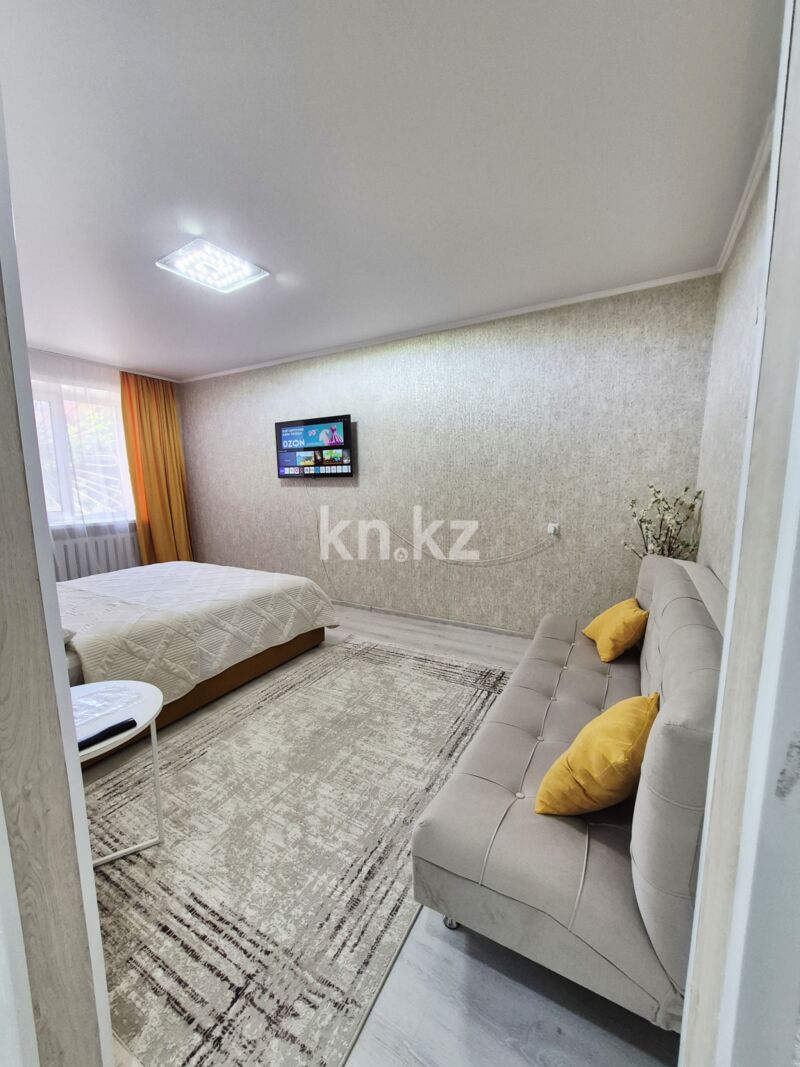 Аренда 1-комнатной квартиры посуточно, 33 м² - Аренда однокомнатных квартир посуточно в Казахстане - страница 5 фото 1 из 10