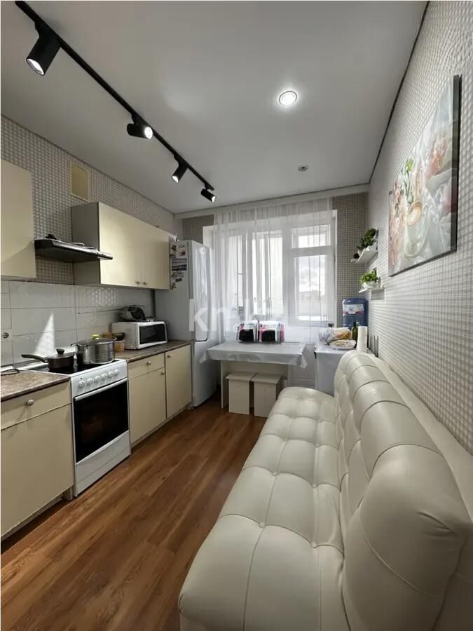 Продажа 1-комнатной квартиры, 38 м² - Продажа квартир в кирпичном доме в Астане - страница 3 фото 2 из 4