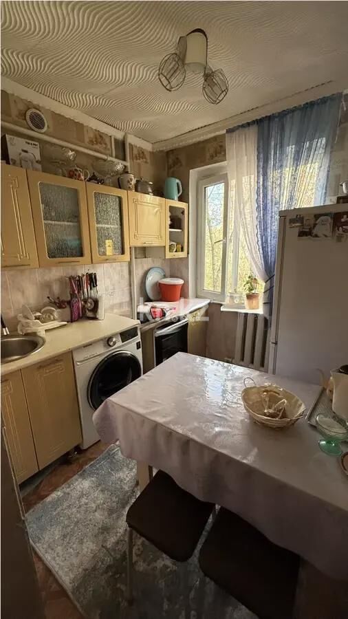 Продажа 3-комнатной квартиры, 48 м² - Продажа трехкомнатных квартир на Юго-Востоке Караганды - страница 23 фото 4 из 7